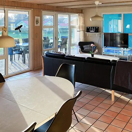 12 Person In Holiday home *