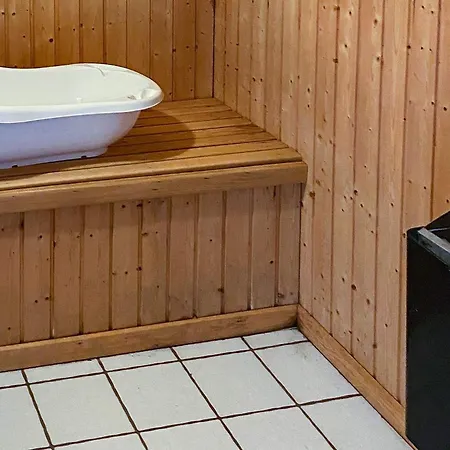 4 Star In Nordborg