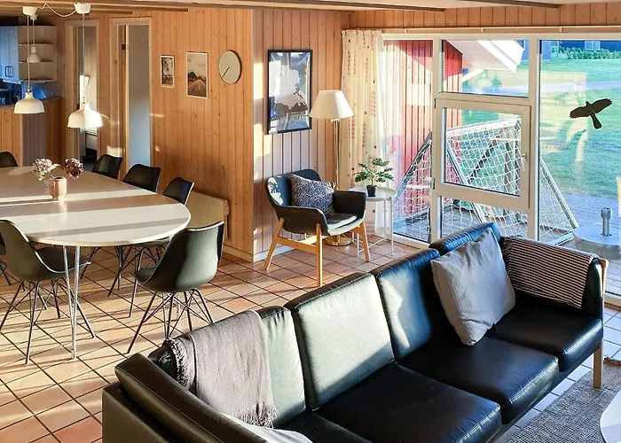 12 Person In Casa de Férias